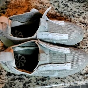 Nike Air Vapormax 2021 FK Oatmeal White Phantom DC9454-101 Women’s Size 8